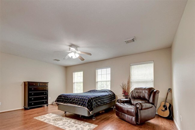 Building Photo - 24823 Cobble Canyon Ln