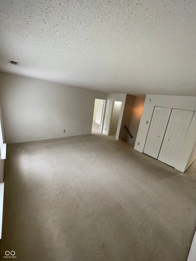 Building Photo - 10403 Bicknell Cir