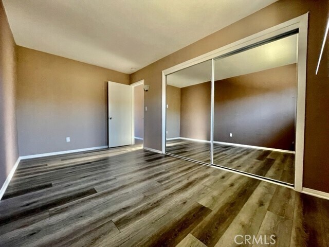 Building Photo - 45421 Sunset Ln