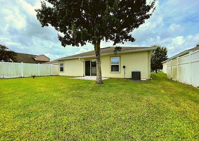 Building Photo - 5339 Peach Blossom Blvd