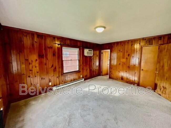 Building Photo - 207 Leftwich St
