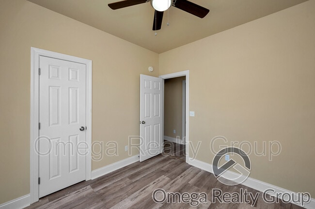 Building Photo - 622 Brandy Dr