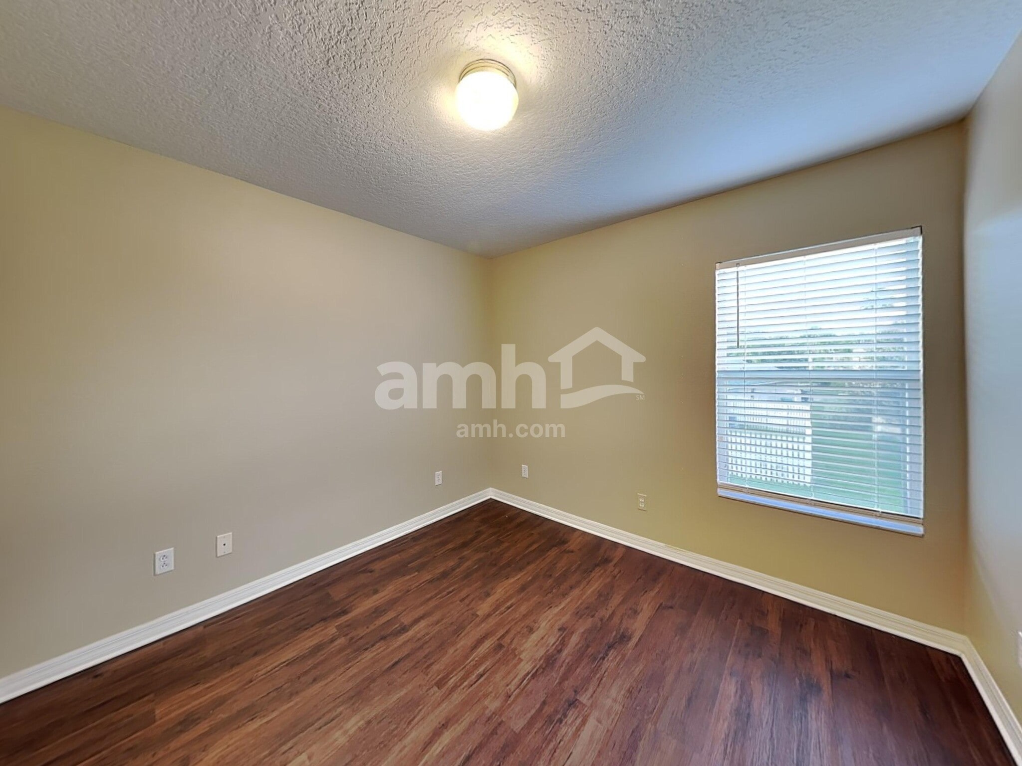 Building Photo - 1720 Portcastle Cir