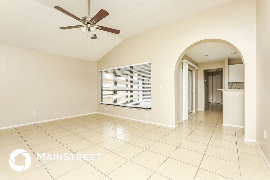 Building Photo - 3311 S St Lucie Dr