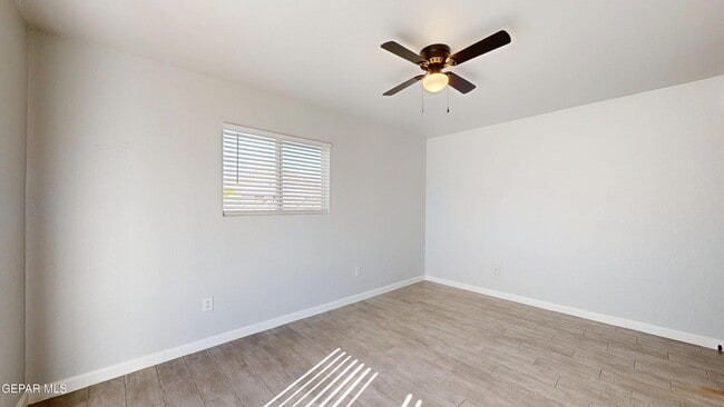 Building Photo - 508 Camino De La Rosa Rd