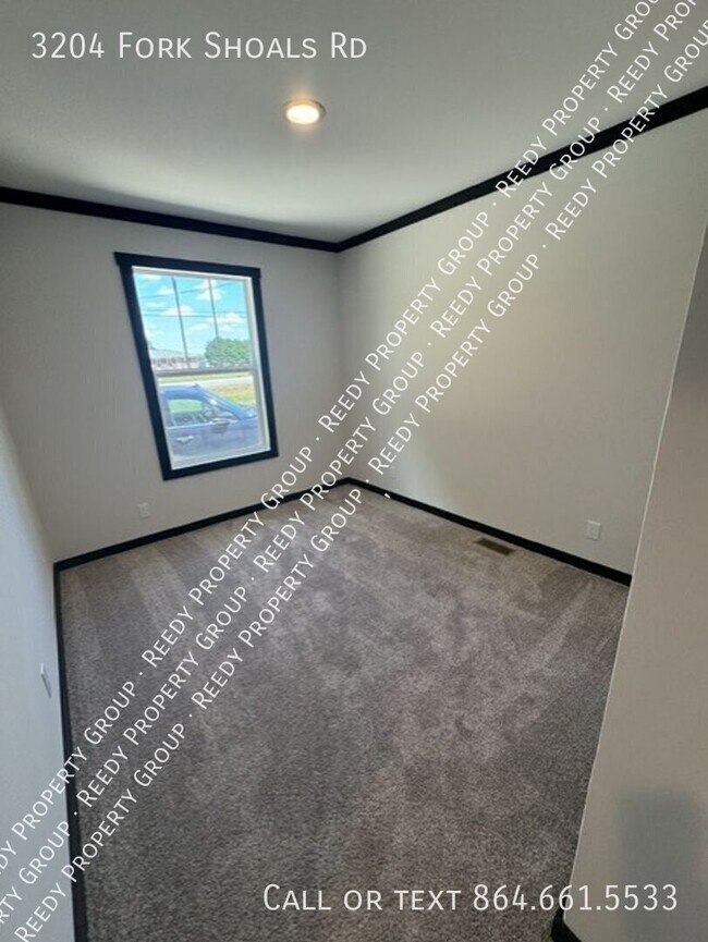 Building Photo - 3204 Fork Shoals Rd
