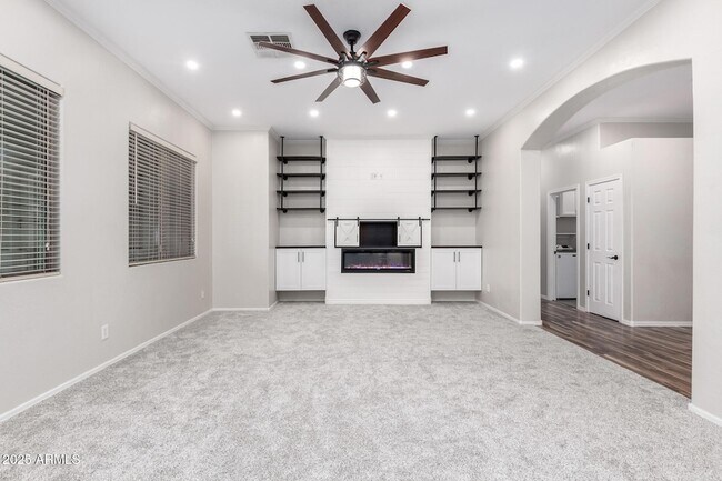 Building Photo - 3433 E Bluebird Pl