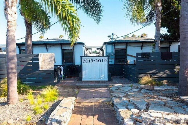 Building Photo - 2019 Reed Ave