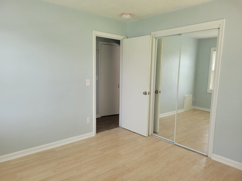 Building Photo - 2084 Monroe Blvd