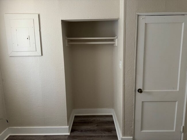 Building Photo - JANUARY MOVE IN SPECIAL!! FIRST MONTH FREE!!