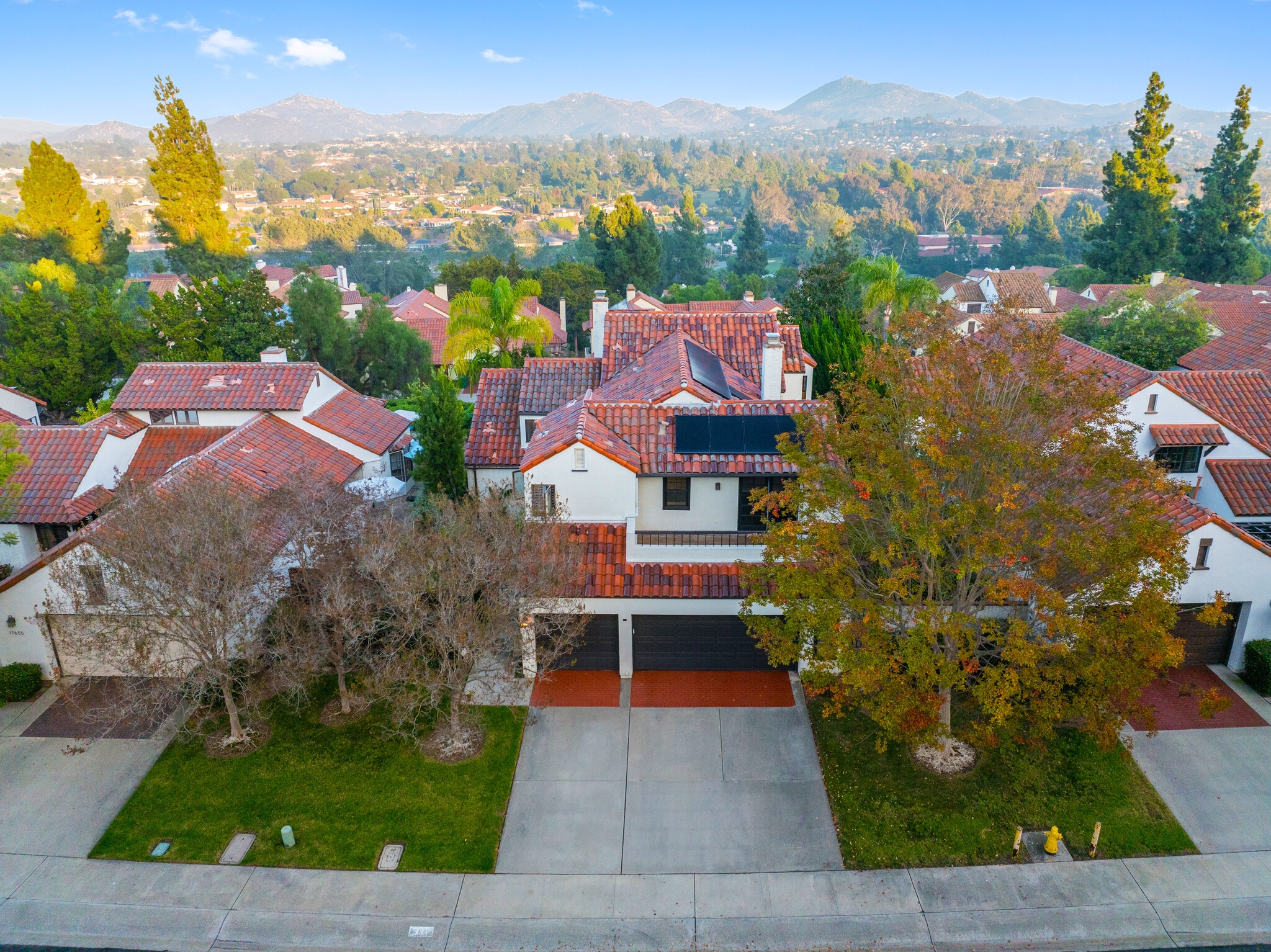 Building Photo - 17645 Rienzi Pl