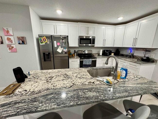 Building Photo - 8720 Fowler Ave