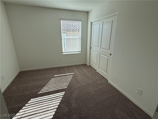 Building Photo - 5929 Violet Crown St