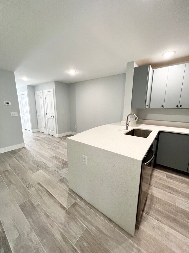 Building Photo - MOVE IN READY - FOUR Bedrooms! Master suite on both levels! NEW CONSTRUCTION! Great Conway Location!