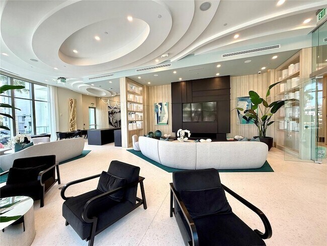 Building Photo - 301 Quay Cmn