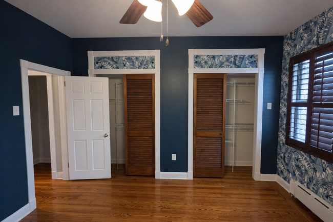 Building Photo - 2005 S 13th St