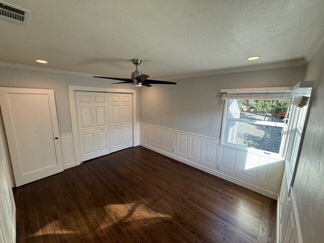 Building Photo - 1020 Highland Ave