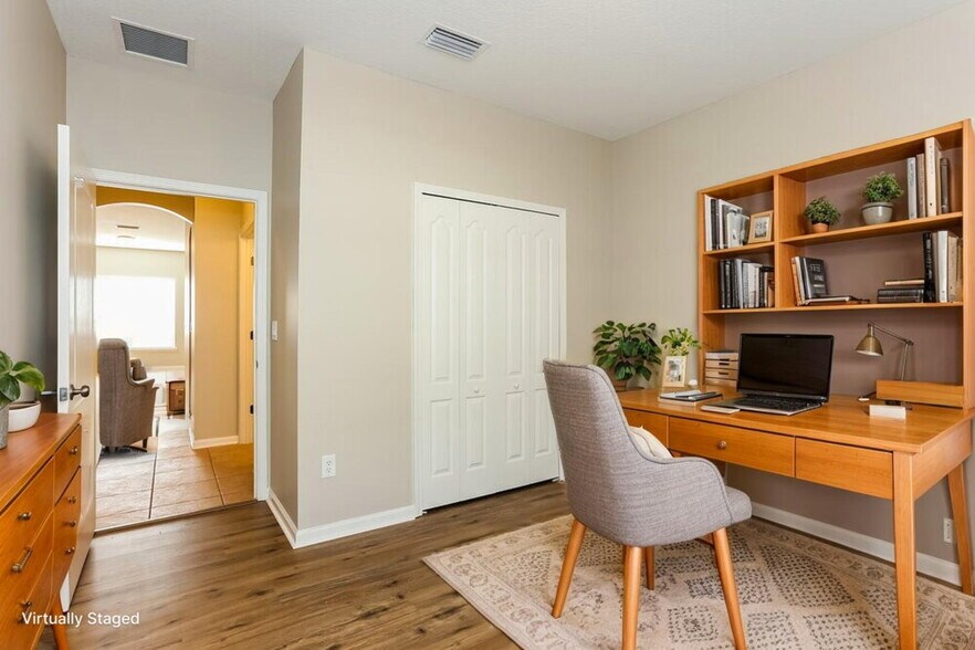 Building Photo - 1522 Creek Point Blvd