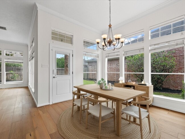 Building Photo - 1523 Orchard Park Dr