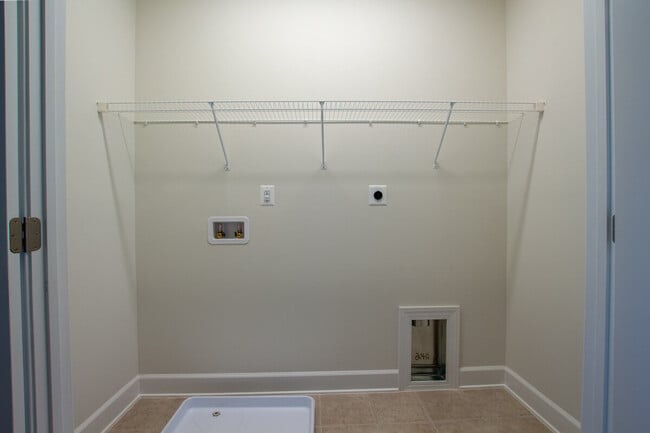 Building Photo - 5227 Ridgeview Retreat Dr