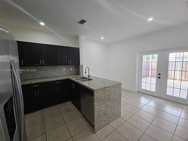 Building Photo - 10919 SW 182nd Ln