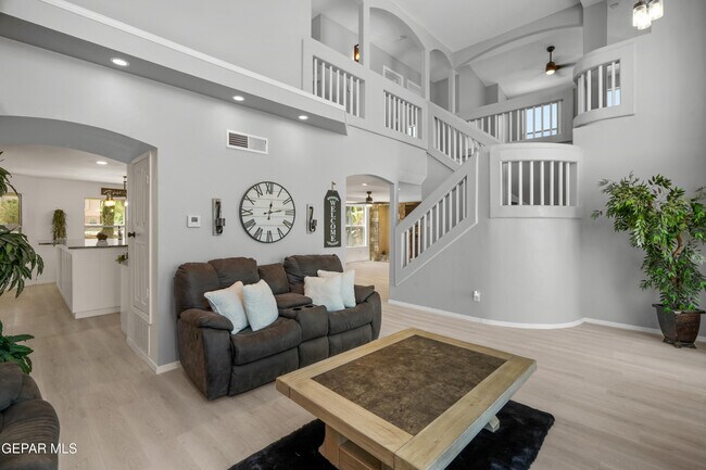 Building Photo - 3209 Tierra Ave Pl