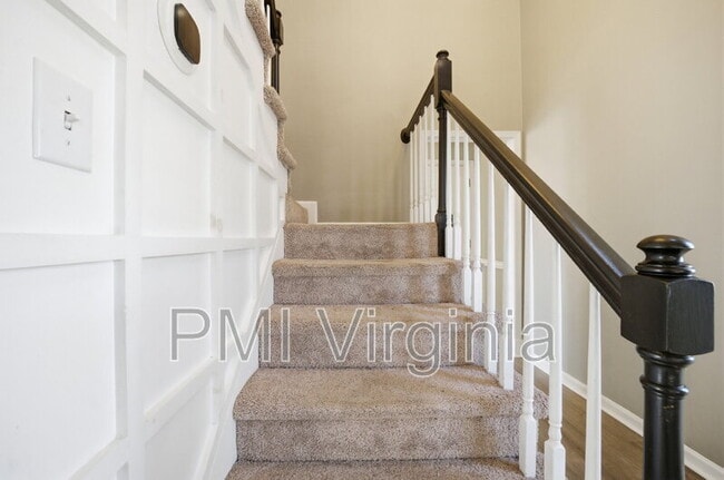 Building Photo - 4808 Boxford Rd