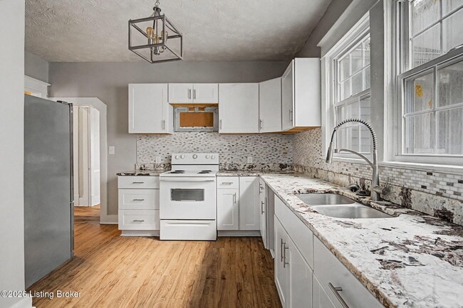 Building Photo - 2906 Dixie Hwy