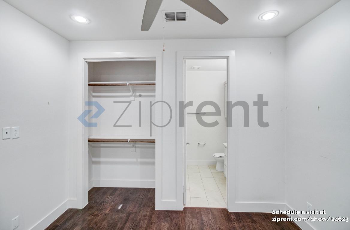Building Photo - 3010 Zenia Dr
