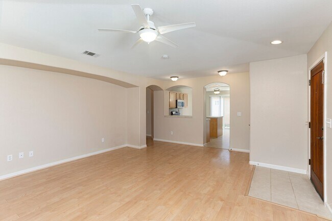 Building Photo - Schedule a tour today for a BEAUTIFUL 3-Be...