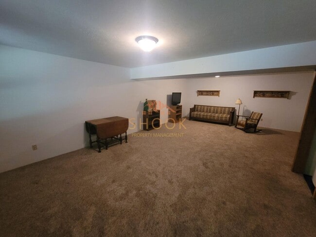 Building Photo - A Little Piece of Tennessee! Your Private Wooded Home!