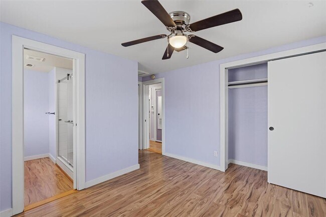 Building Photo - 1003 Bugg Ln