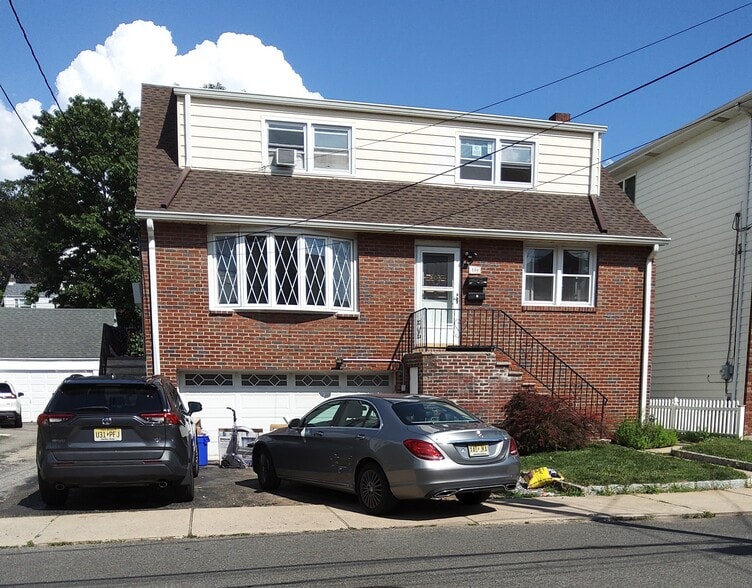 Primary Photo - 800 Glen Rd