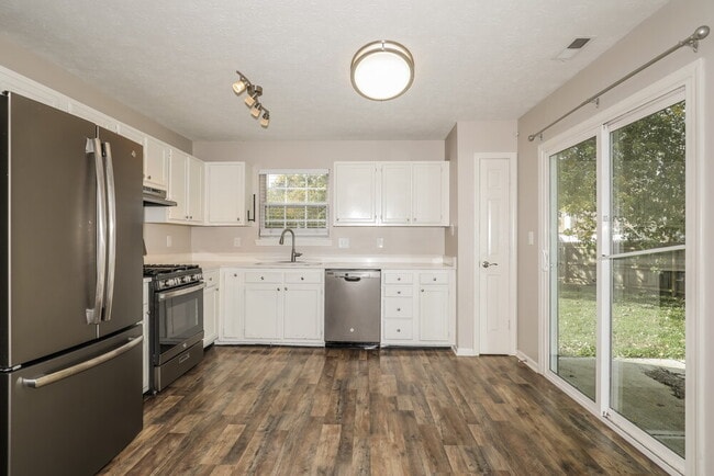 Building Photo - 38 Morningside Ct