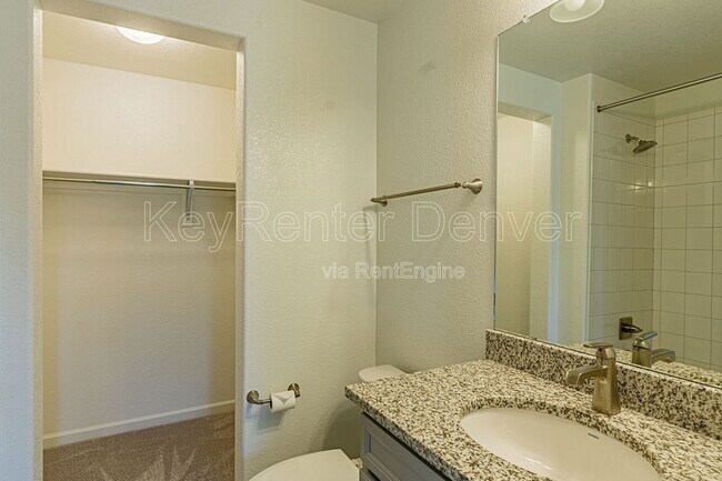 Building Photo - 5415 W 97th Ave