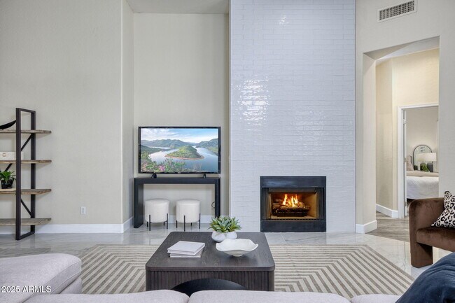 Building Photo - 12706 E Desert Cove Ave