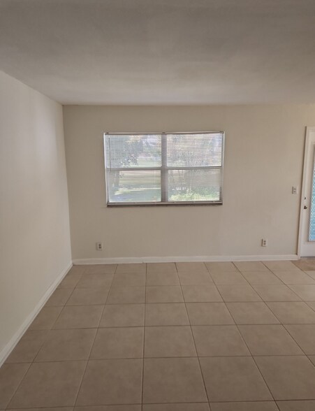 Building Photo - 312 Tuscany Ln