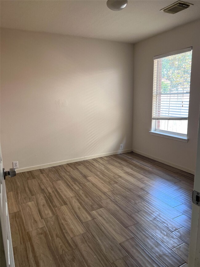 Building Photo - 659 Cypresswood Trce