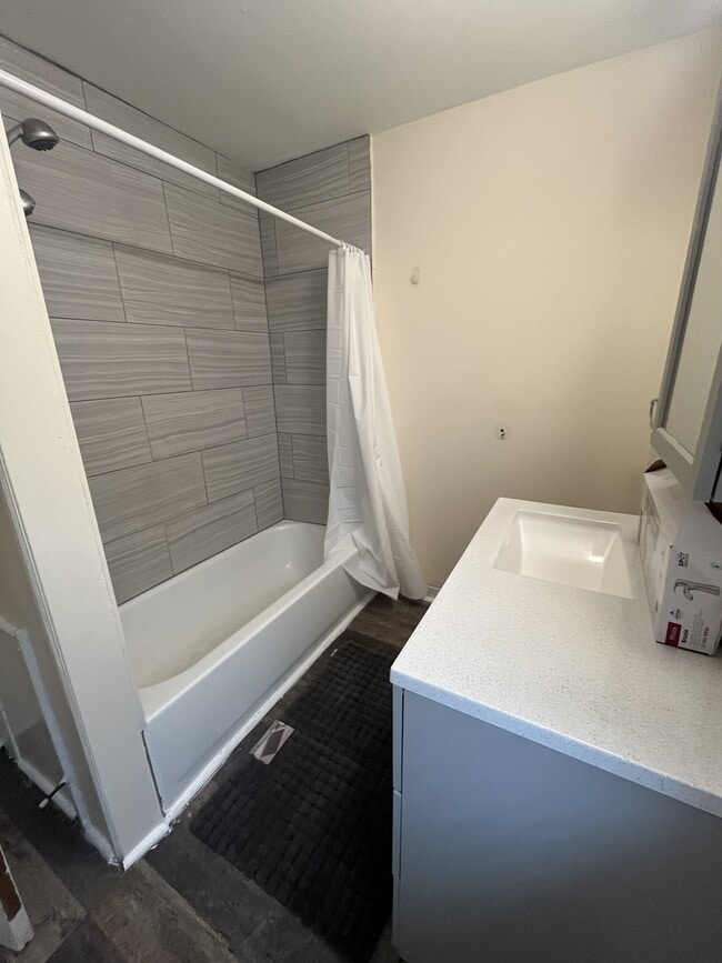 Building Photo - 701 Whittaker Ave