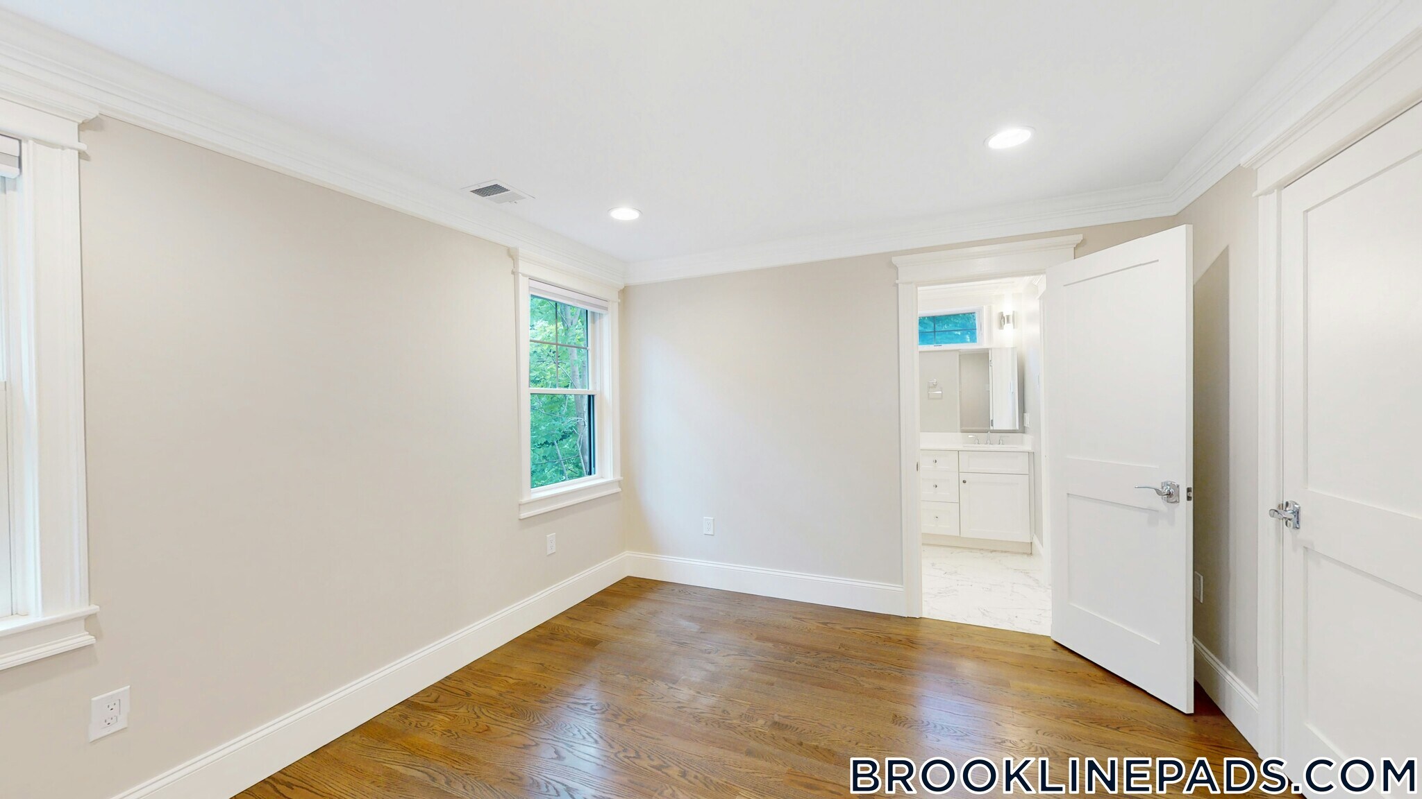 Building Photo - 101 Sumner Rd