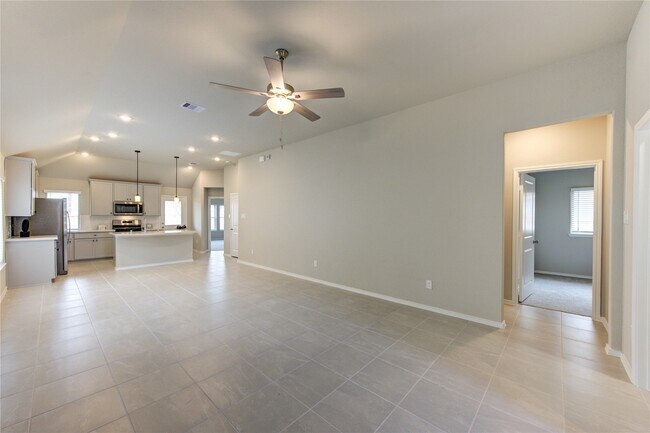 Building Photo - 203 Bright Vly Wy