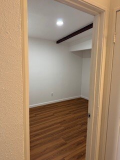Building Photo - 566 S 29th St