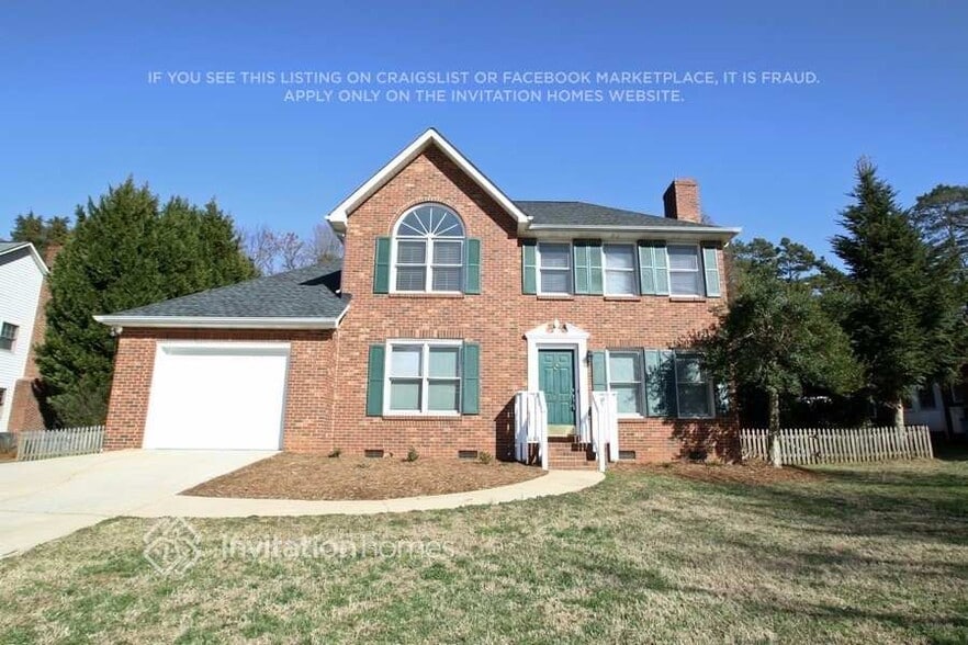 Primary Photo - 1811 Southridge Dr
