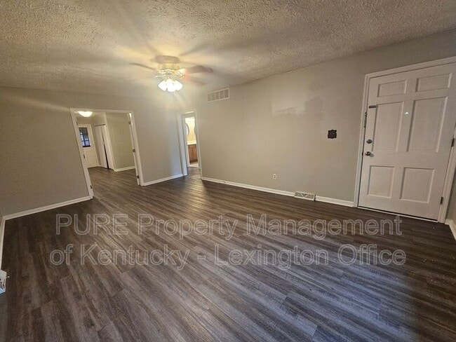 Building Photo - 3190 Yellowstone Parkway B