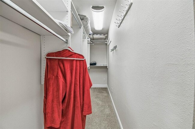 Building Photo - 4161 Rolling Springs Dr