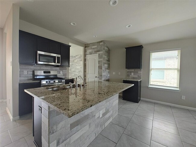 Building Photo - 3019 Erickson Manor Ct