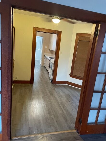 Dining Room - 212 N McKown Ave