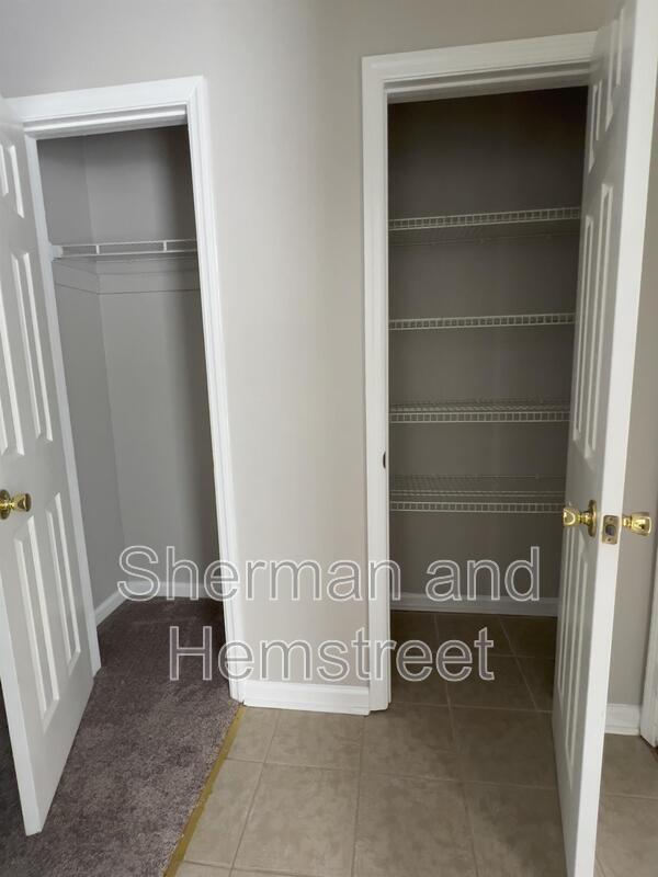 Building Photo - 852 Pawley Ct