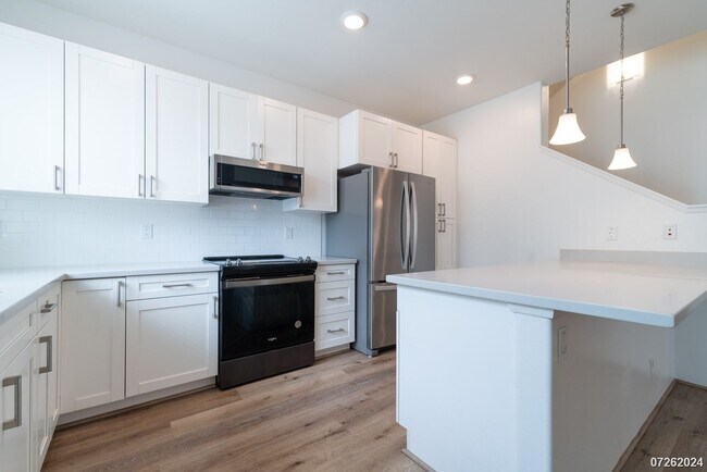 Building Photo - 3 Bed 2.5 Bath home in Koa Ridge