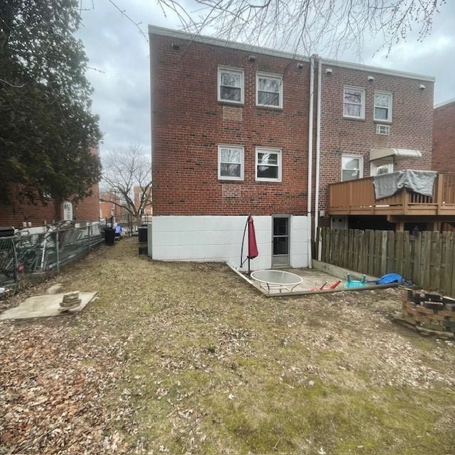 Building Photo - 210 Lockart Terrace